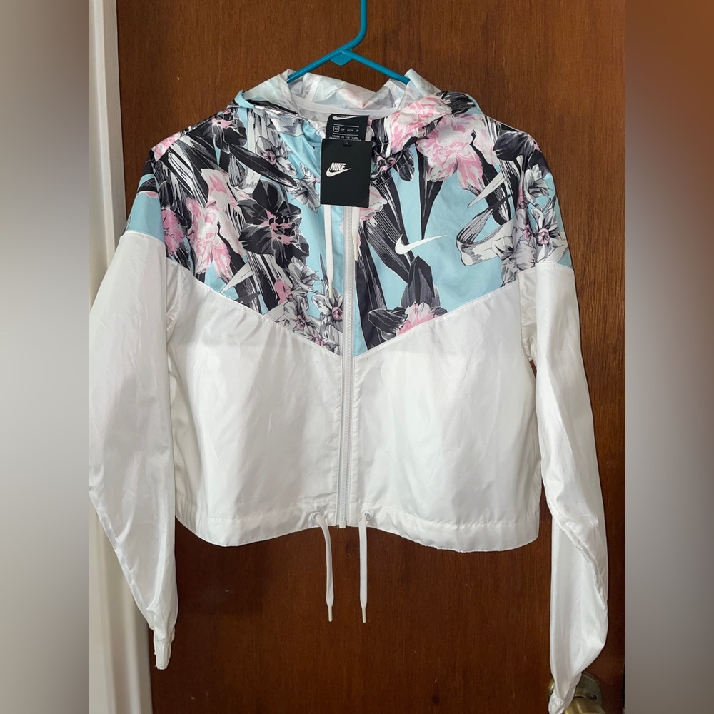 Nike Women's Hyper Femme Crop Windrunner White/Floral XS
